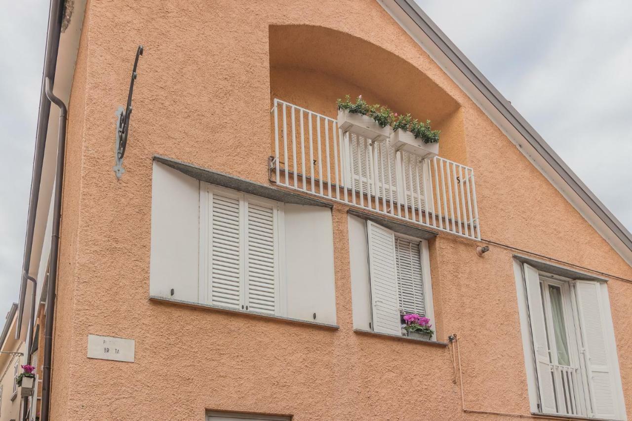 The Sweet Square Flat Apartment Varenna Exterior photo